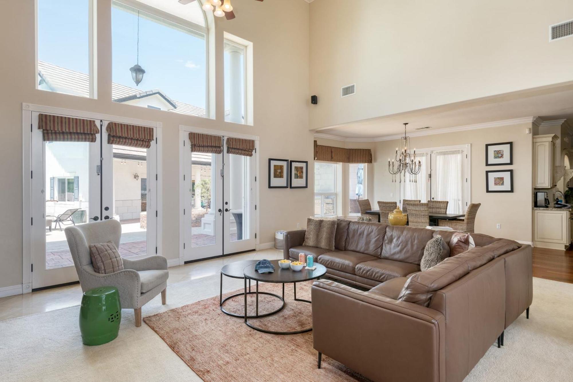 Grand Contento By Avantstay Extraordinary Estate W Pool Hot Tub Movie Room Temecula Exterior foto